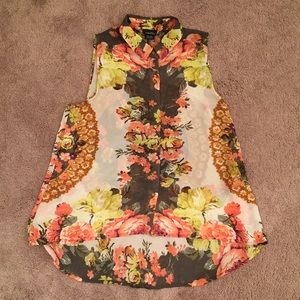 Sleeveless Vintage Blouse